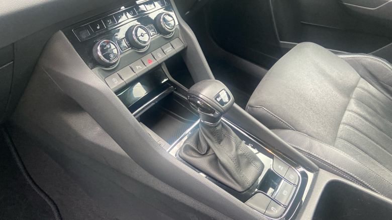 Skoda Karoq 1.5 TSI SE L 5dr DSG Petrol Estate